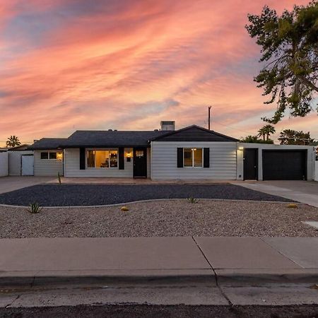 New Midtown Modern Studio With Backyard Phoenix Luaran gambar