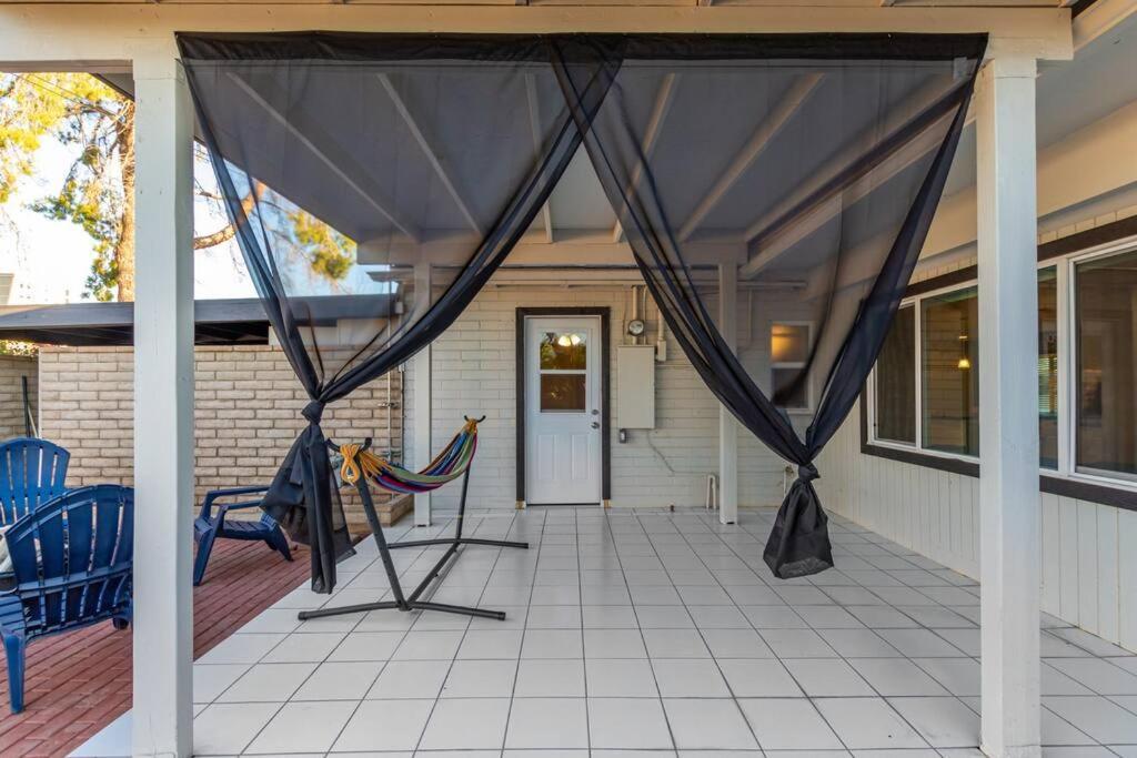 New Midtown Modern Studio With Backyard Phoenix Luaran gambar
