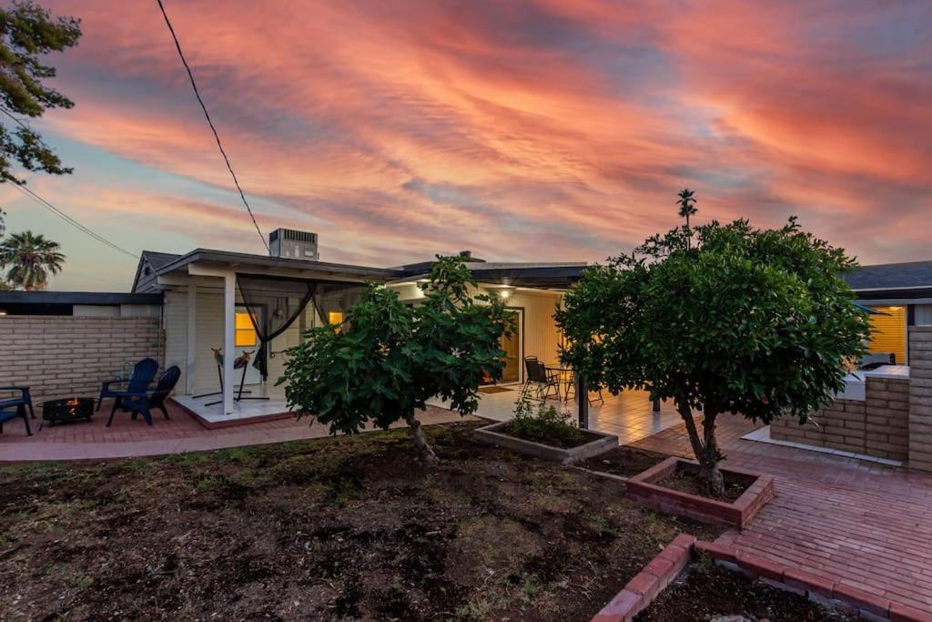 New Midtown Modern Studio With Backyard Phoenix Luaran gambar