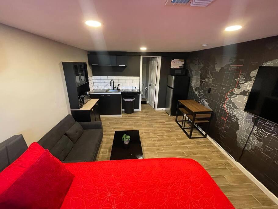 New Midtown Modern Studio With Backyard Phoenix Luaran gambar