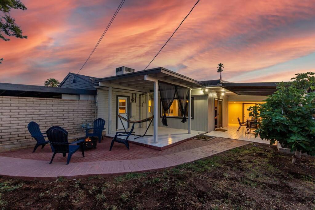 New Midtown Modern Studio With Backyard Phoenix Luaran gambar