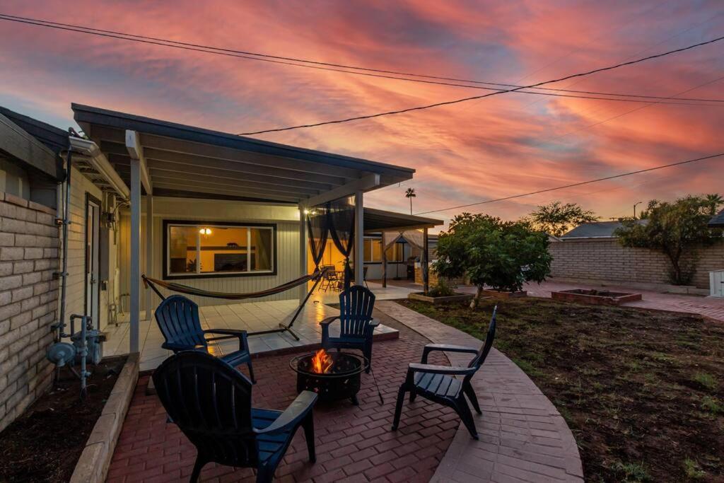 New Midtown Modern Studio With Backyard Phoenix Luaran gambar