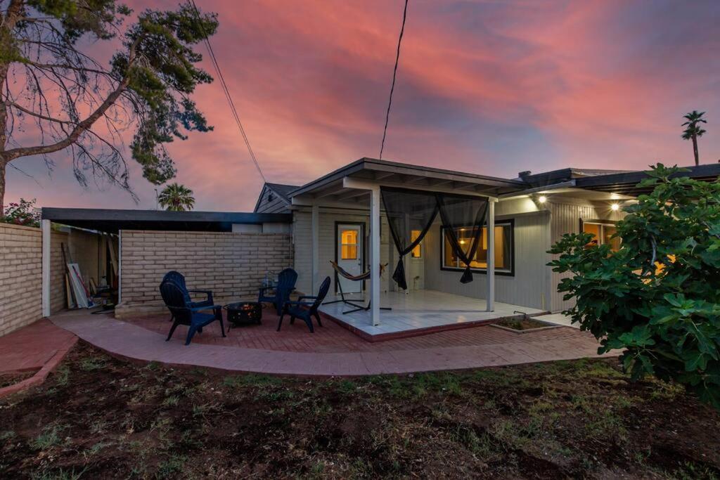 New Midtown Modern Studio With Backyard Phoenix Luaran gambar